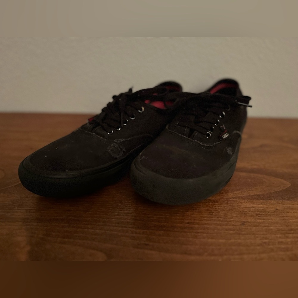 Black Vans Skate Shoes